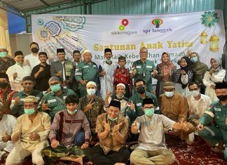 Menyambut Lebaran, PT SPR Langgak Santuni Anak Yatim