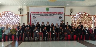 41 Pejabat Eselon III, IV dan Kepala UPTD Puskesmas Se Rohul Dilantik dan Diambil Sumpah