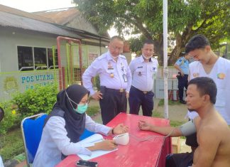 Kalapas Pasir Pengaraian Pantau Langsung Pemeriksaan Kesehatan WBP