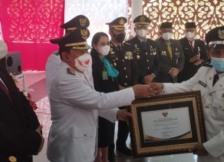 Pemdes Sialang Rindang Sebagai Desa Terbaik Se Rohul Tahun 2022