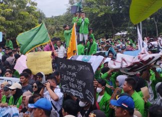 Tolak Kenaikan BBM, DPRD Rohul “Menghijau”