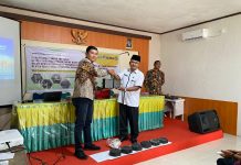Melalui Program ProKlim Dosen UPP Beri Pelatihan Produk Paving Blok Geopolimer dari Limbah Abu Sawit