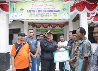 SAPA WARGA BONAI DARUSSALAM, Wabup Rohul Serahkan Bantuan