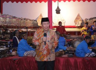 Bupati Sukiman Lantik Pengurus IKJR Kecamatan Tenayan Raya