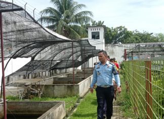 KEPALA KESATUAN PENGAMANAN LAPAS TROLING, PASTIKAN HUNIAN AMAN