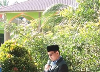 Guru, Piala dunia dan Ekonomi