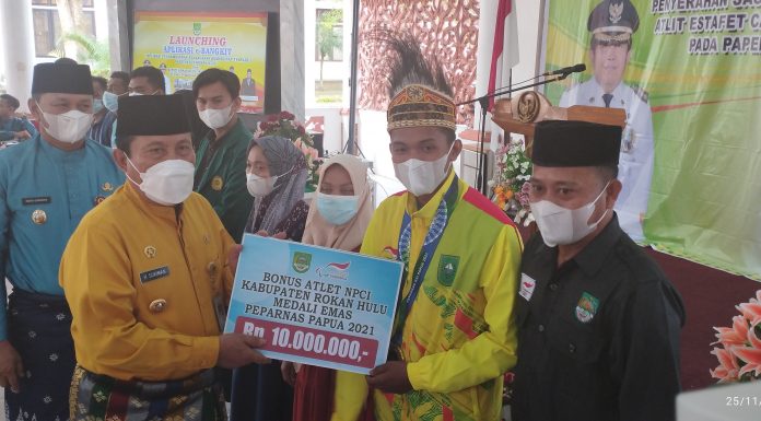 Peroleh Medali Emas, Atlet NPCI Rohul Dapat Bonus Dari Bupati Sukiman