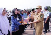 165 PNS di Rohul Terima SK Kepegawaian