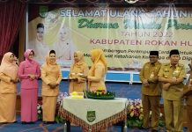 Hadiri HUT DWP ke 23, Bupati Sukiman : Pentingnya Peran Wanita Di Era Digital