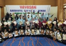Rumah Tahfidz Teladan Yayasan Raudhotul Quran Al Uswah Wisuda Para Santrinya