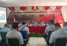 PIMPIN RAPAT AWAL TAHUN KALAPAS PASIR PENGARAIAN : Bekerja Lebih Baik