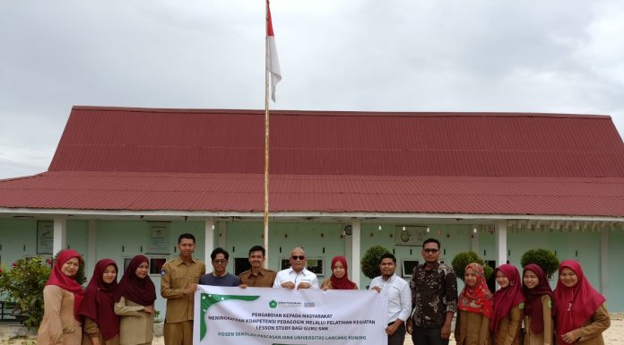 PRODI MAGISTER MANAJEMEN UNILAK LAKSANAKAN TRIDHARMA PERGURUAN TINGGI DI SMK KESEHATAN PRO-SKILL INDONESIA