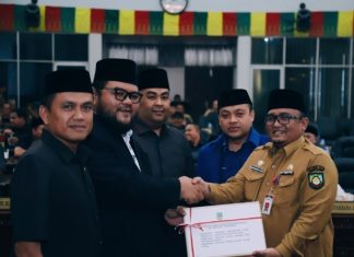 Melalui Rapat Paripurna, Pemkab Rohul Sampaikan 3 Ranperda Sekaligus