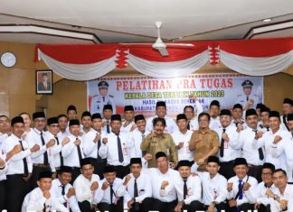 Diskominfo Rohul Turut Berikan Bimtek Pra Tugas Kades Terpilih