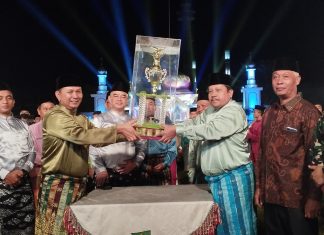 Wabup Tutup MTQ XXIII Tingkat Kabupaten Rokan Hulu, Rokan IV Koto Bawa Pulang Piala Bergilir