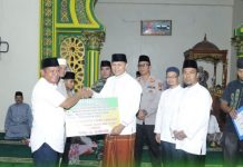 Gelar Safari Ramadhan di Pagaran Tapah, Wabup Rohul Salurkan Banyak Bantuan