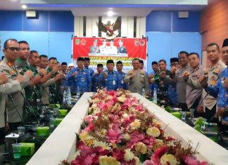 Bupati Sukiman Tegaskan Warga Tak Bakar Hutan dan Lahan