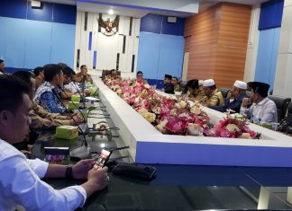 Sekda Rohul Pimpin Mediasi PR Padasa Enam Utama Dengan Masyarakat Empat Desa