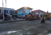 Soal Kerusakan Jalan Ujung Batu, Ferry Yunanda: Kita Fokus Dulu Perbaikan Sistem Drainase