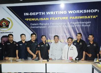 PWI Rohul Gelar Pelatihan Menulis Feature