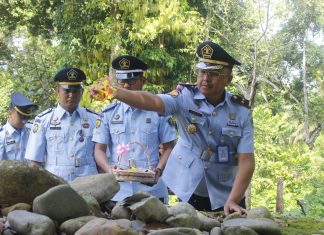 Lapas Pasir Pengaraian Mengenang Sejarah, Ziarah dan Tabur Bunga di Makan Raja-Raja Rambah