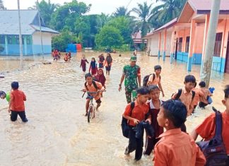 Banjir Genangi Ratusan Rumah dan Sekolah di Rohul, Siswa SD dan Paud Diliburkan