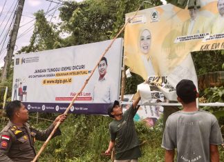 Ratusan APK Ditertibkan Bawaslu Rohul