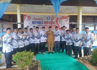 Dr Adolf Bastian Dilantik Sebagai Ketua PGRI Riau, Wabup Rohul Bangga