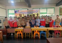 Revitalisasi Keterampilan Bahasa dan Pengetahuan Teknis di SMK Muhammadiyah 1 Pekanbaru