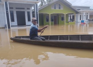 Dalam Sepekan, Warga Kepenuhan Timur Hidup Ditengah Banjir