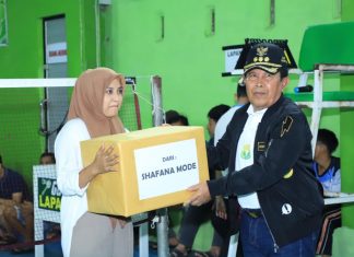 H Sukiman Tutup Turnamen Badminton Bupati Cup I