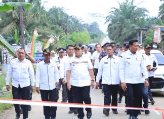 Akses Jalan Aspal di Desa Pasir Utama Diresmikan
