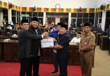 DPRD Rohul Dengarkan Laporan LKPJ Bupati