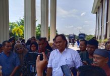 Ratusan Masyarakat Kembali Banjiri PN Pasir Pengaraian, Hadiri Sidang Class Action KOPSATIMJA