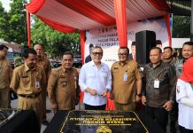 Pasar Rakyat di Rohul Diresmikan Menteri Perdagangan, Zulkifli Hasan