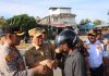 Bupati dan Forkopimda Berbagi Helm Gratis