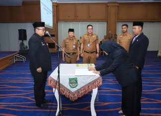 Ratusan Fungsional Guru di Rohul Dilantik dan Diambil Sumpah