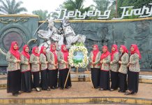 Peringati PIPAS ke-21, Ibu-ibu Pemasyarakatan Lapas Pasir Pengaraian Kunjungi Monumen Bersejarah