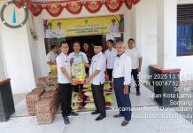Pemkab Rohul Salurkan Bantuan Bagi Korban Banjir di Bonai Darussalam