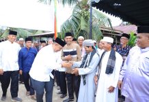 Masyarakat RTB Sambut Kehadiran Bupati dalam Kegiatan Safari Ramadan