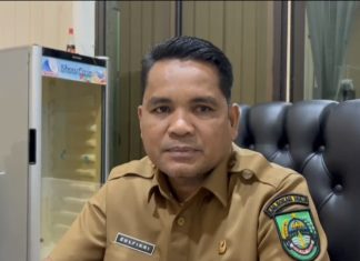 Ambruk Diterjang Banjir, Jembatan Horas di Rohul Dilakukan Penimbunan