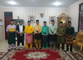 Tepak Sirih Unilak untuk LAMR, Undangan Beradat untuk Pengukuhan Guru Besar