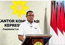 Kabinet Merah Putih Solid dan Kompak