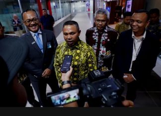 Gubernur Riau Inginkan “Riau Istimewa”, Bantah Isu “Riau Merdeka”