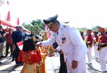 Ratusan Anak di Rohul Ikuti Tarian Masal, Meriahkan HUT RI ke-80