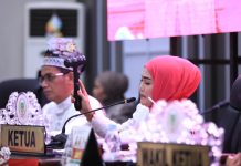 Hj Sumiartini Pimpin Rapat Istimewa Paripurna HUT Rohul ke-26