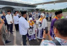 Bupati dan Wabup Rohul Lepas Keberangkatan JCH