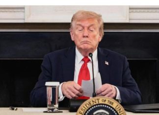 PHK Ribuan Pegawai AS, Trump Salahkan Partai Demokrat