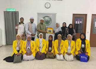 Dosen Fakultas Pendidikan dan Vokasi Universitas Lancang Kuning Laksanakan PkM Internasional di Malaysia: Mengenalkan Produk Kearifan Lokal Songket Melayu Riau