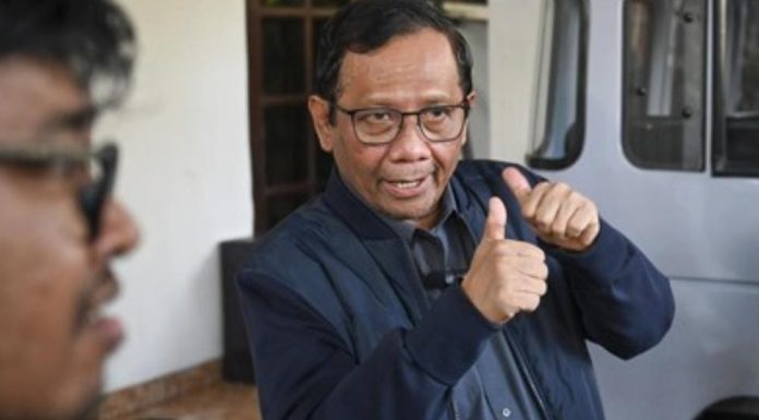 Tanggapan Mahfud MD Soal Dugaan Mark Up Whoosh Era Jokowi